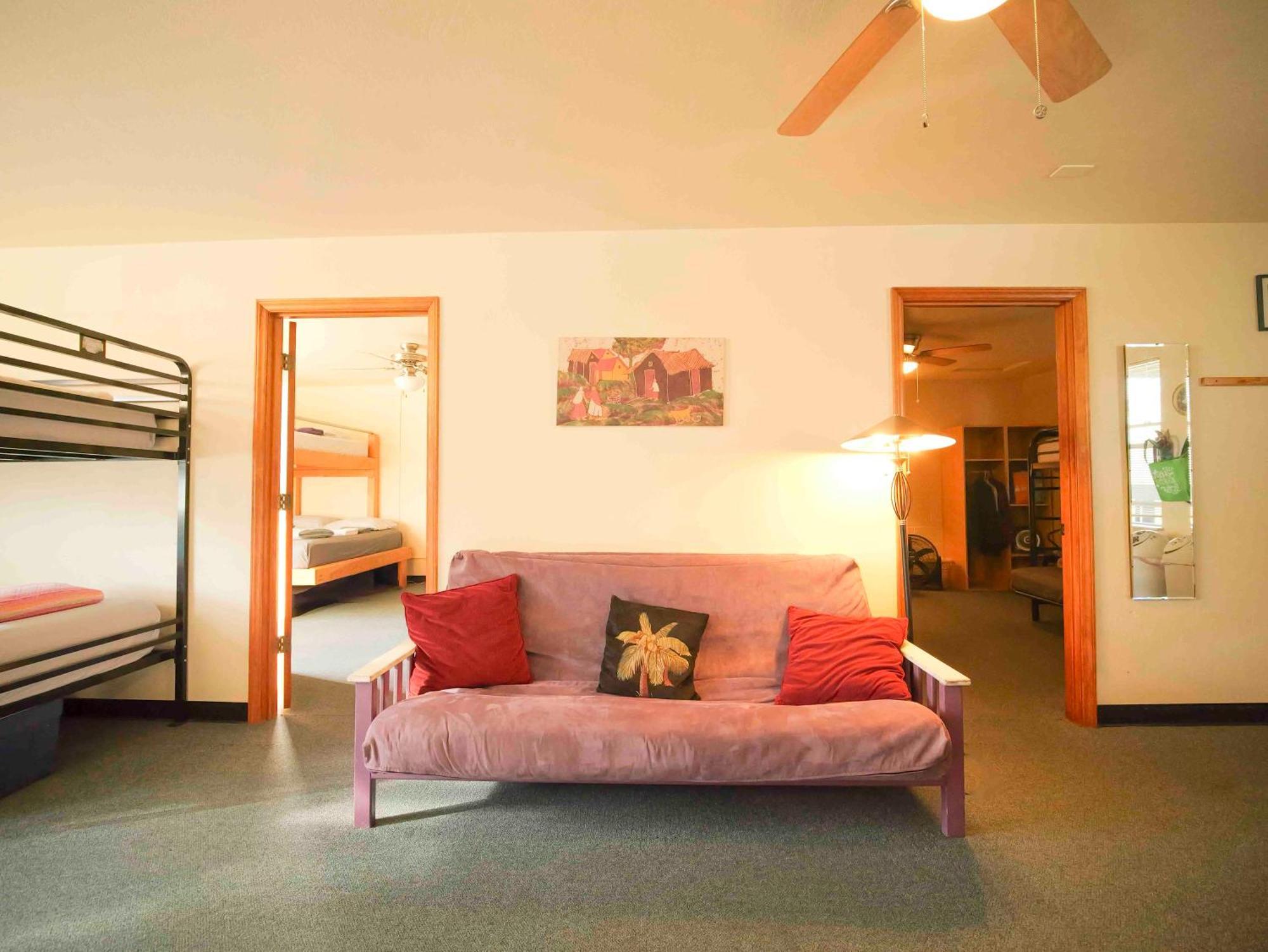 Ashland Commons Hostel エクステリア 写真