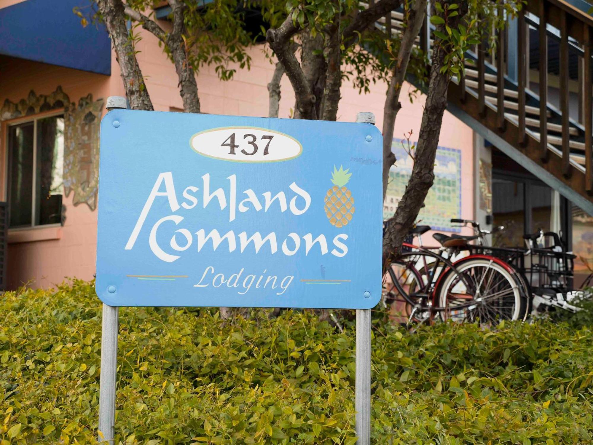 Ashland Commons Hostel エクステリア 写真