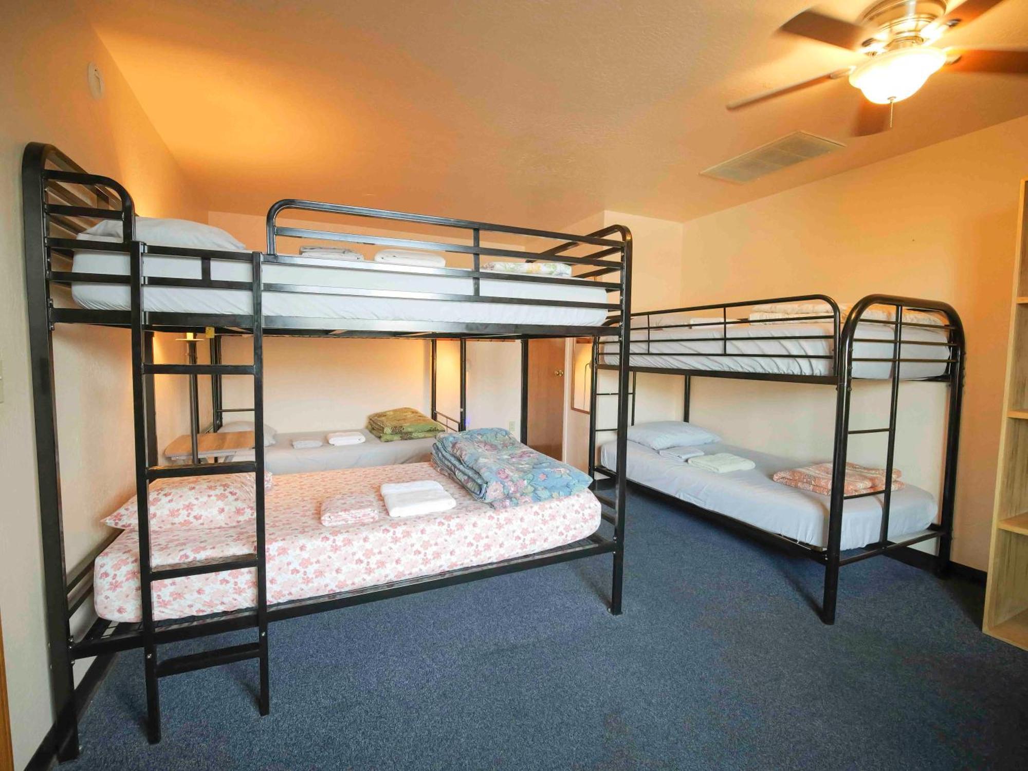 Ashland Commons Hostel エクステリア 写真