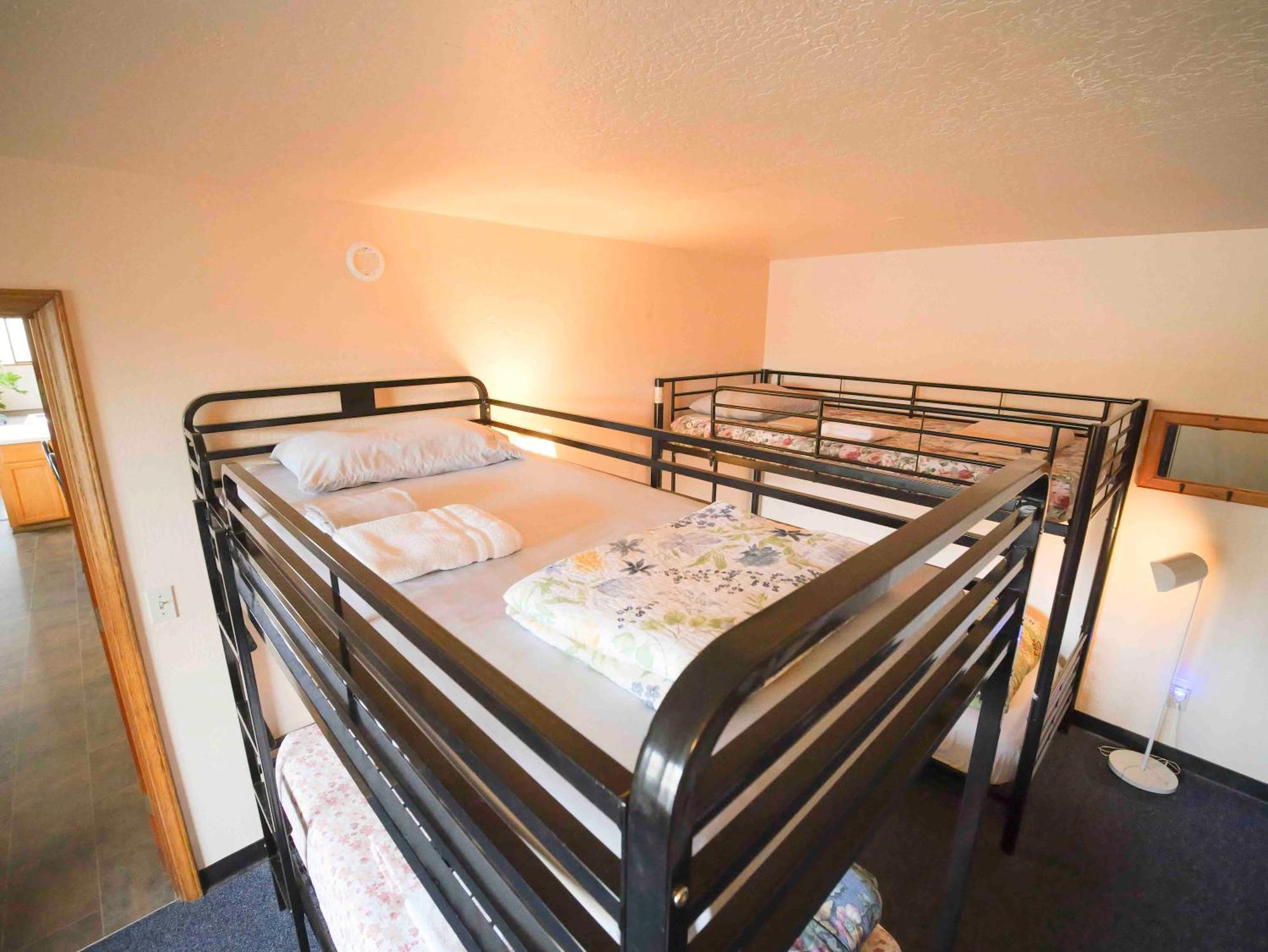 Ashland Commons Hostel エクステリア 写真